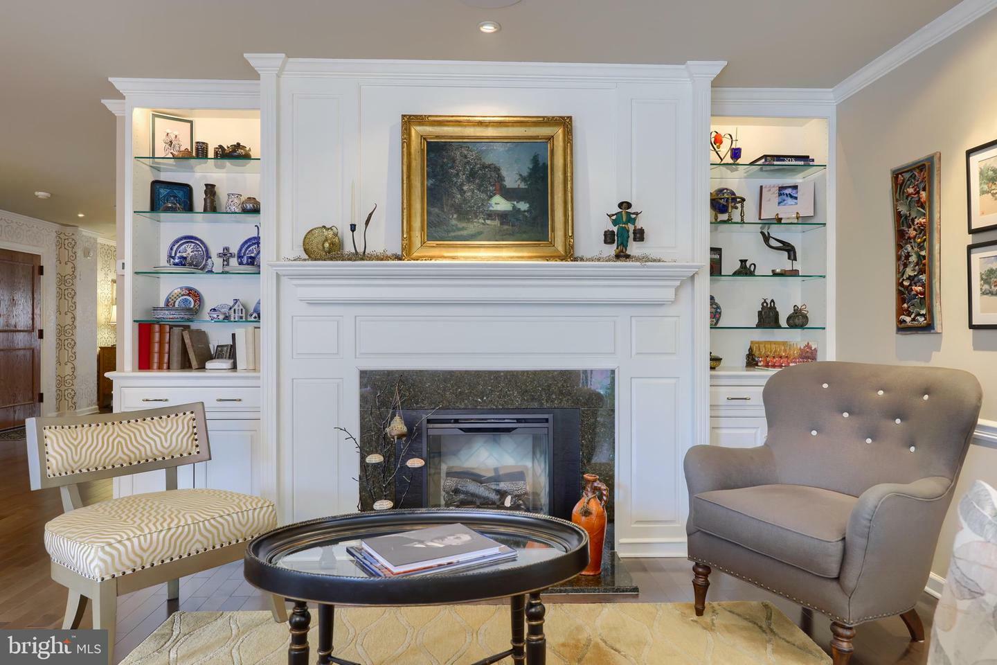 Property Photo: 110 N Duke Street 201 PA 17602