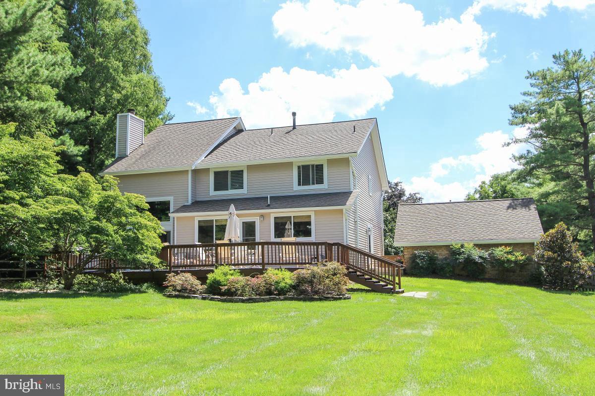Property Photo: 11409 Flints Grove Lane MD 20878
