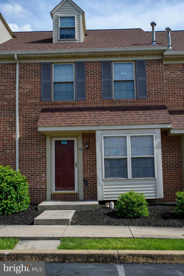 Property Photo: 15 Acorn Boulevard PA 17602