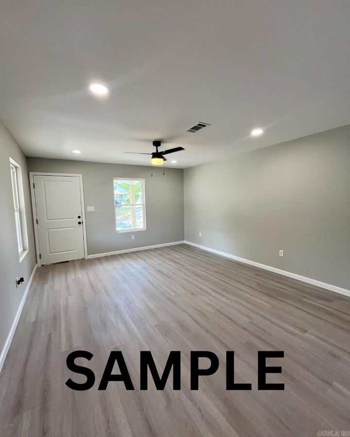 Property Photo:  1324 Maple Street  AR 72104 