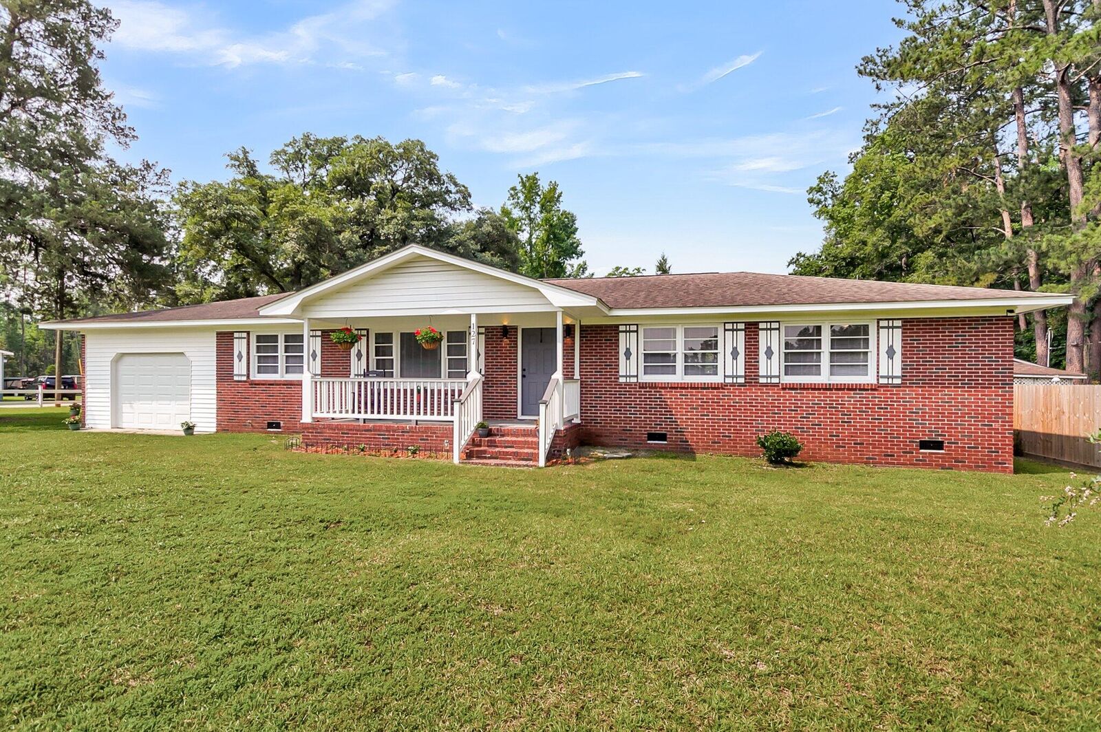 Property Photo:  127 Roberts Road  SC 29483 