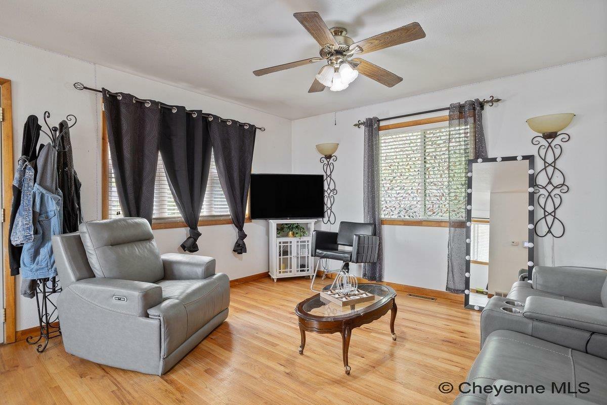 Property Photo: 508 W 5th St WY 82007