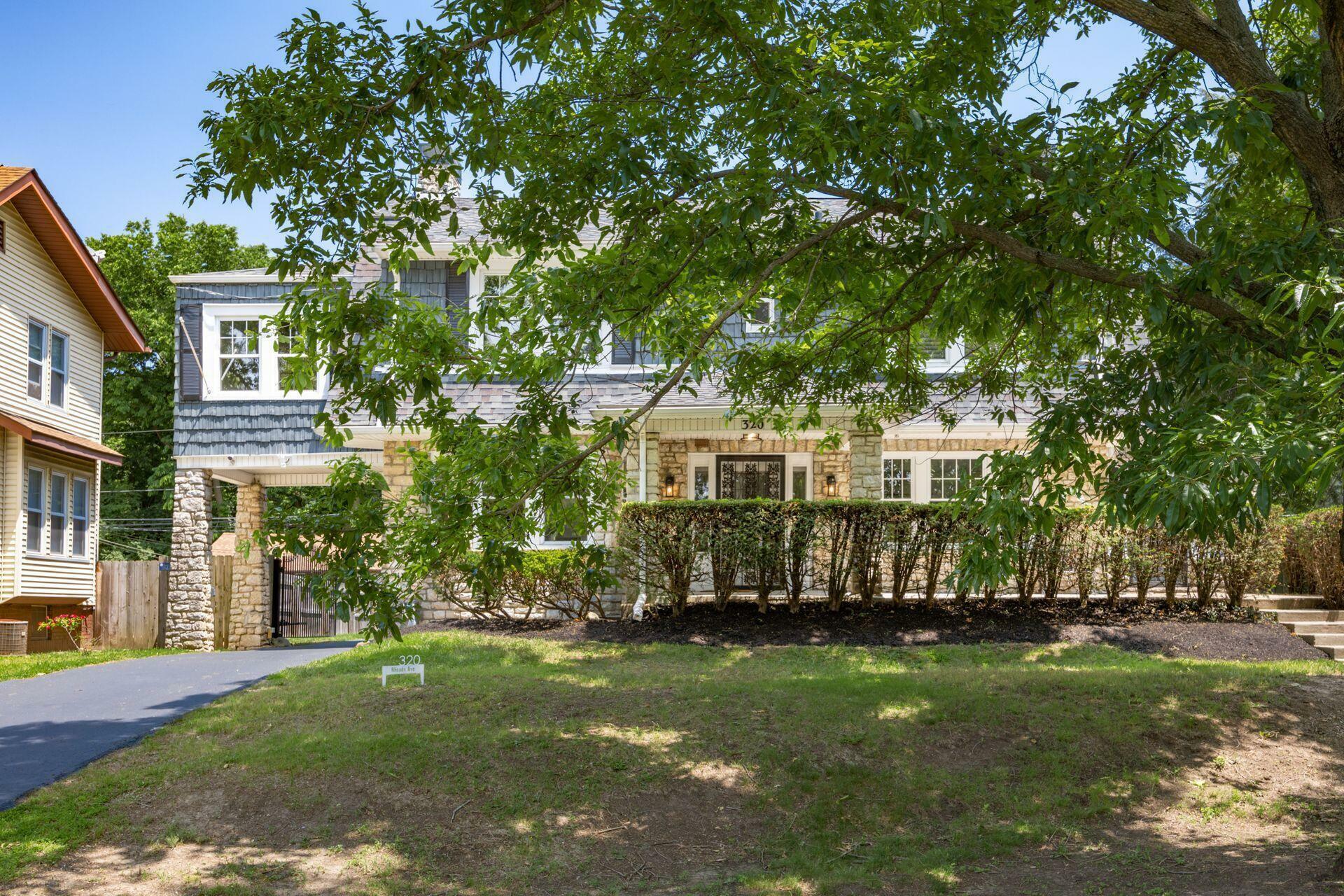 Property Photo: 320 Rhoads Avenue OH 43205