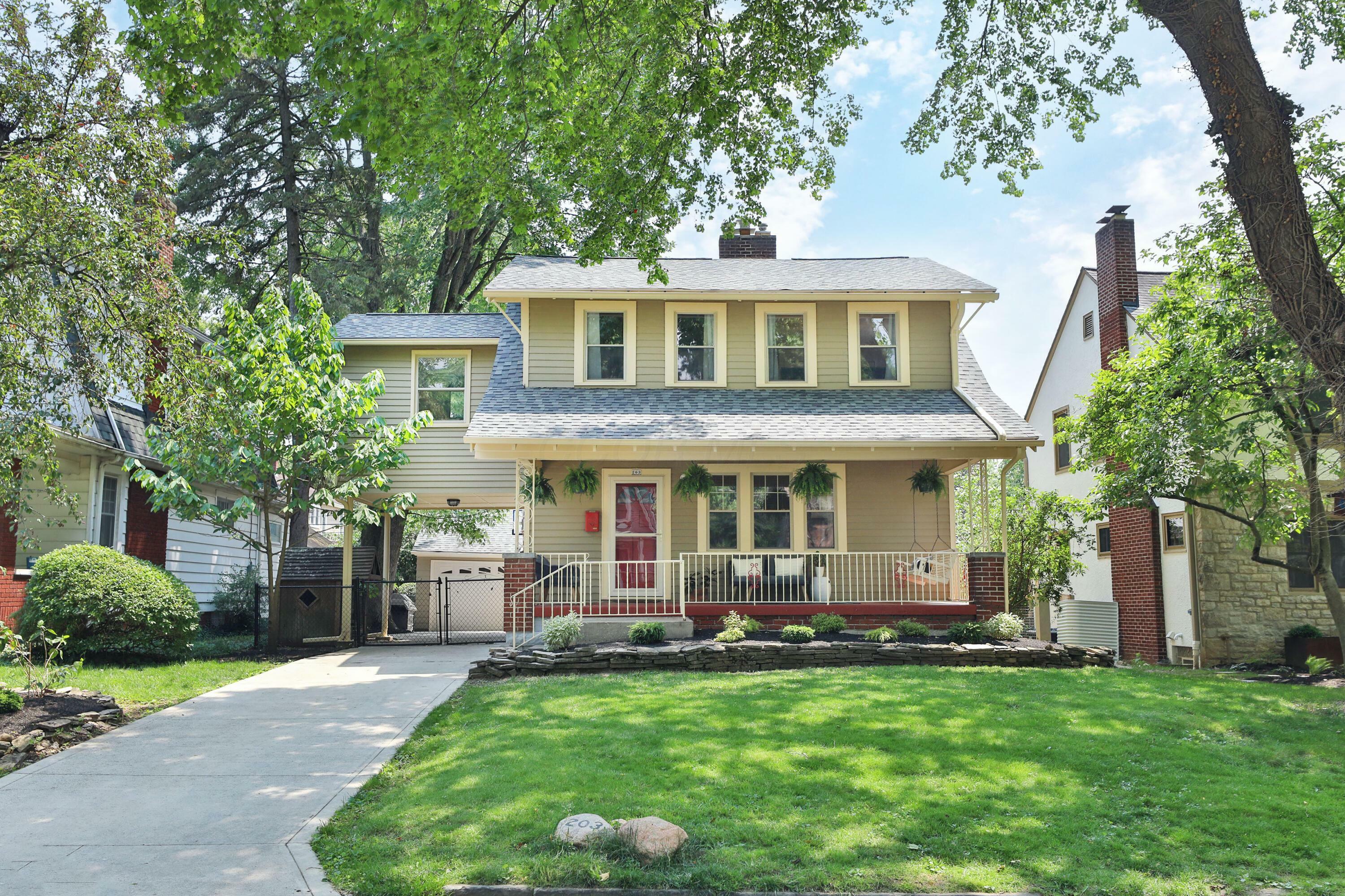 Property Photo: 203 Winthrop Road OH 43214