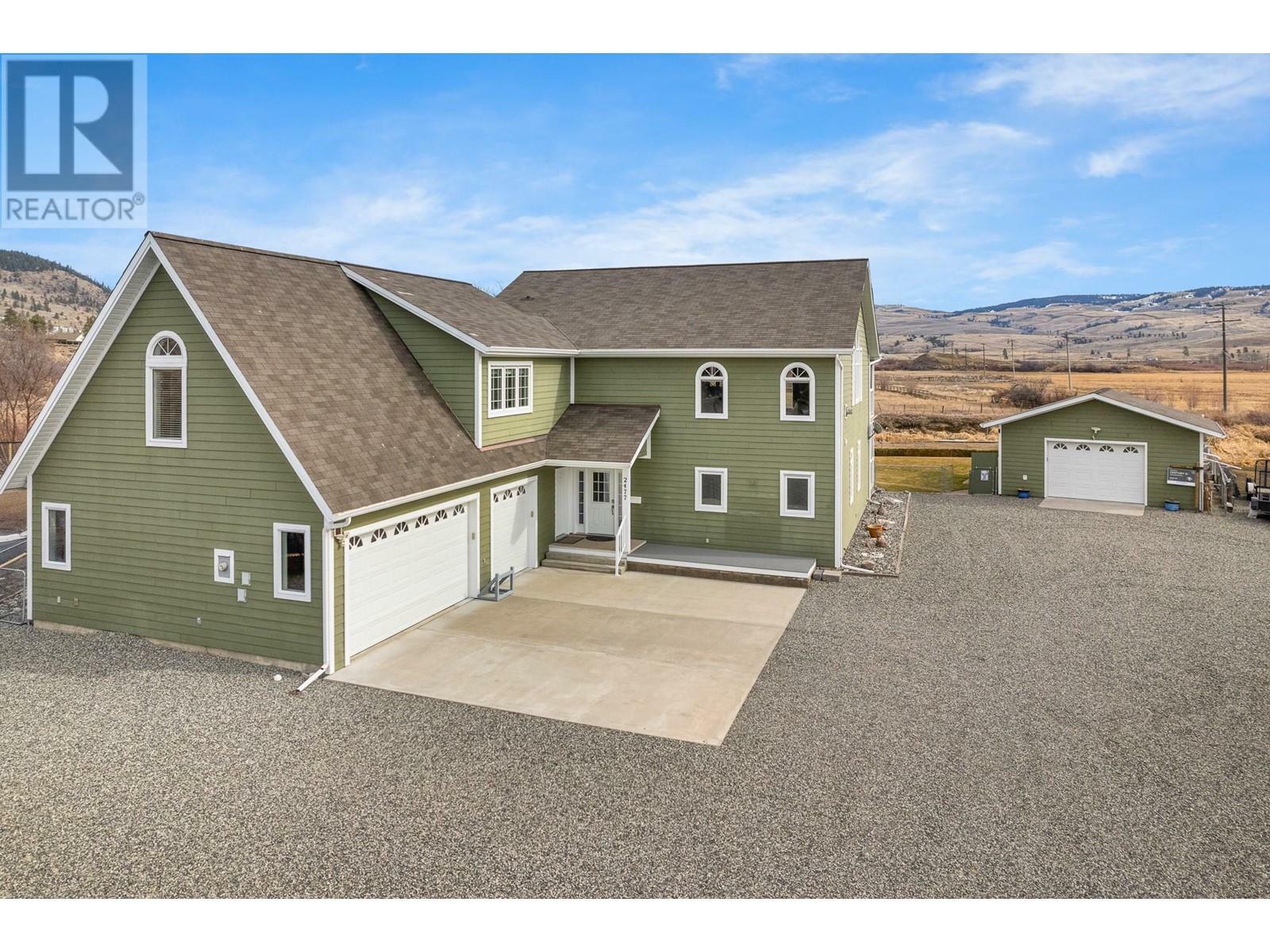 Photo de la propriété:  2477 Burgess Avenue  BC V1K 1R3 