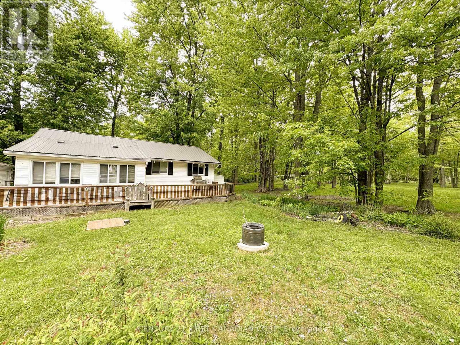 Property Photo: 6096 Birch Lane ON N0N 1J2