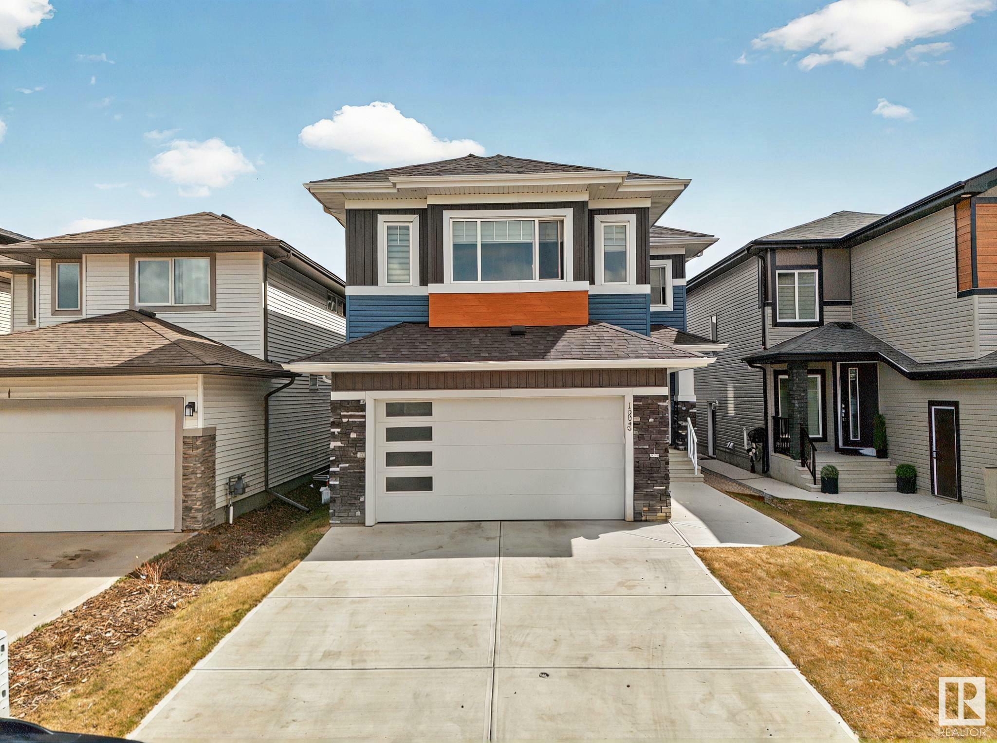 Photo de la propriété: 15023 15 Street NW AB T5Y 3T4