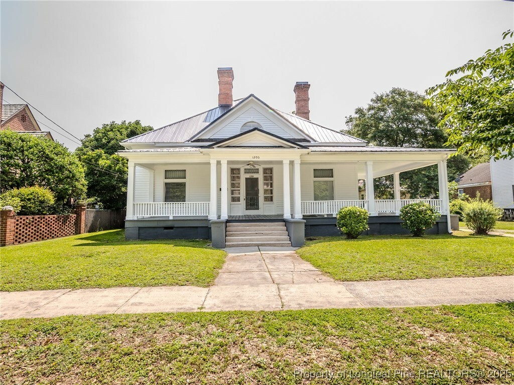 Property Photo: 1206 Elm Street N NC 28358