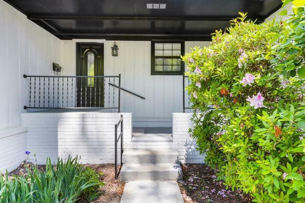 Property Photo: 888 Tucker Road GA 30087