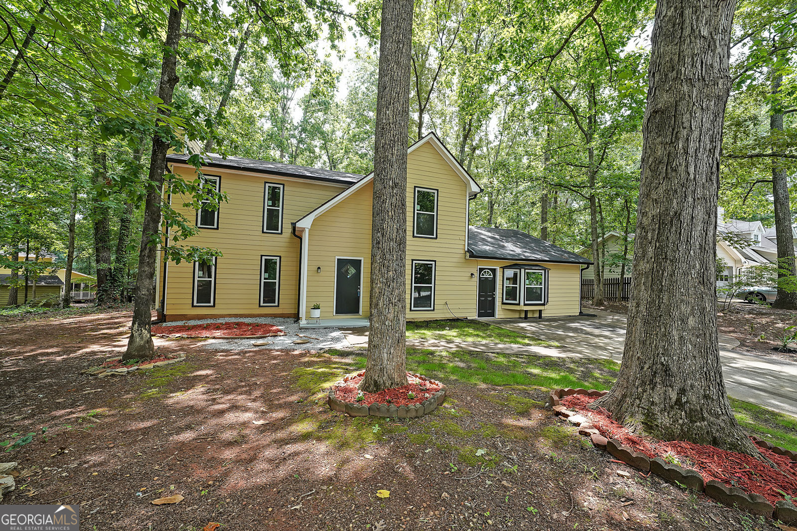 Property Photo: 7156 Whitfield Drive GA 30296