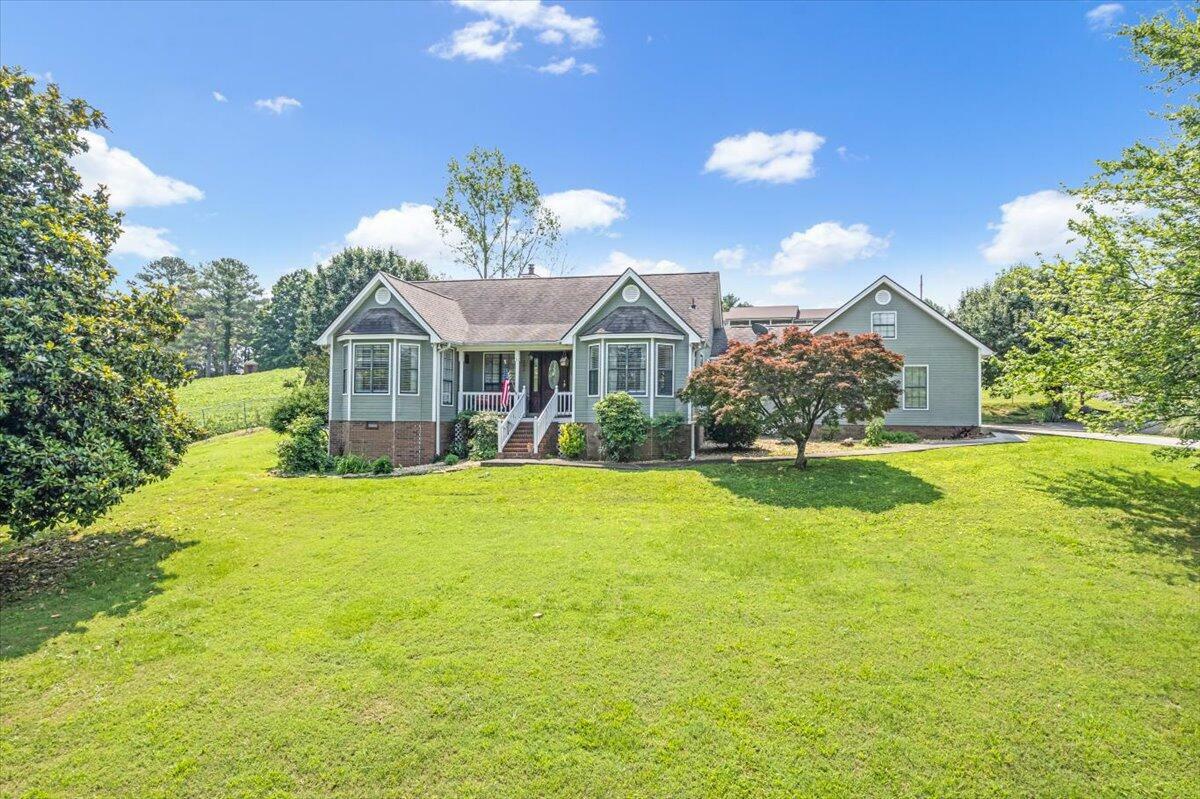 Property Photo: 123 Woodlawn Drive AL 35740