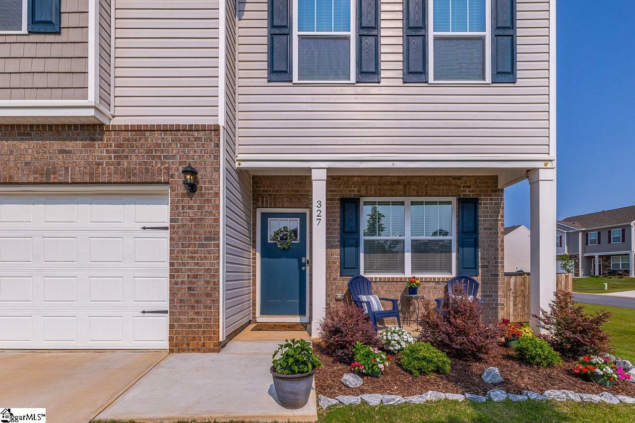 Property Photo: 327 Callerton Drive SC 29672
