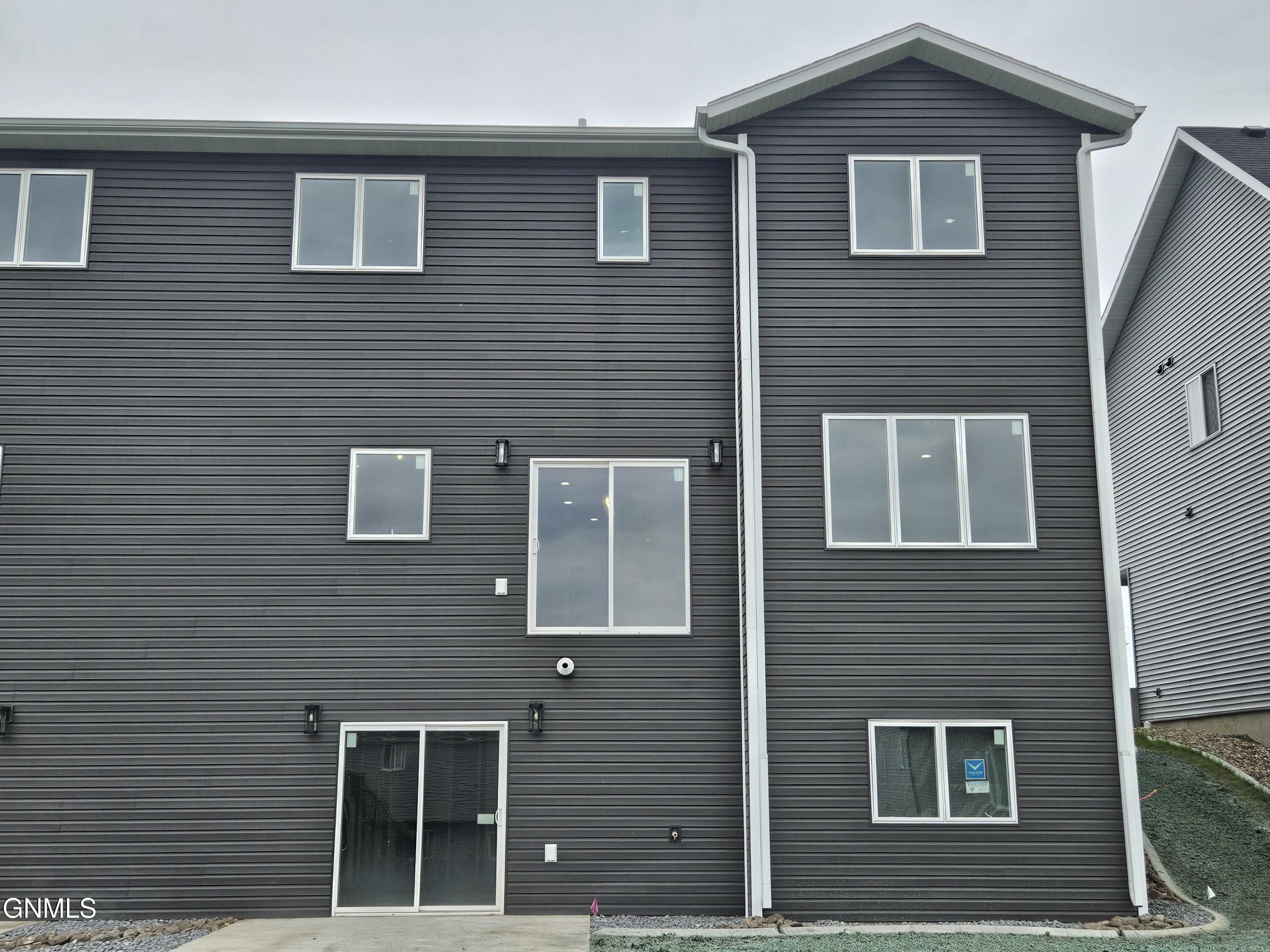 Property Photo: 4125 Steel Place ND 58503