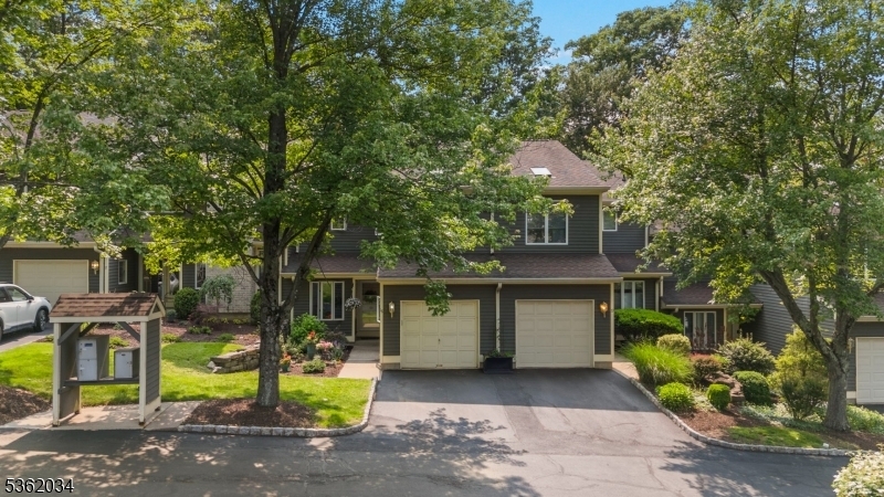 Property Photo: 18 Inverrary Place NJ 08801