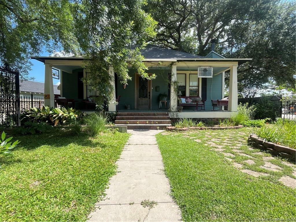 114 Park Avenue  Lake Charles LA 70601 photo