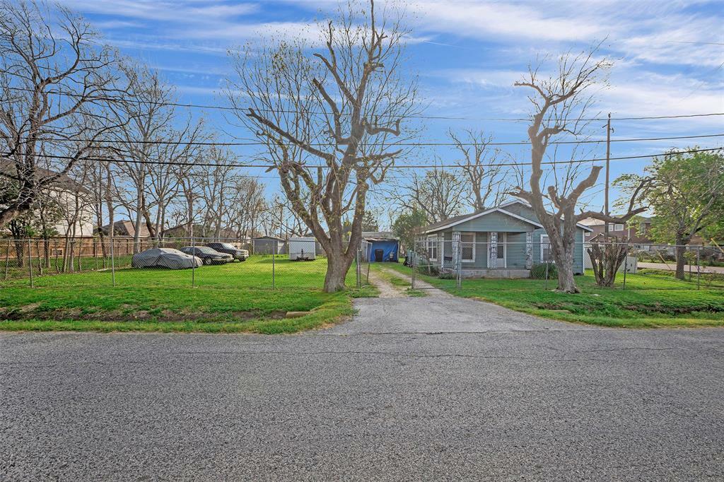 Property Photo: 8137 Canyon Street TX 77051