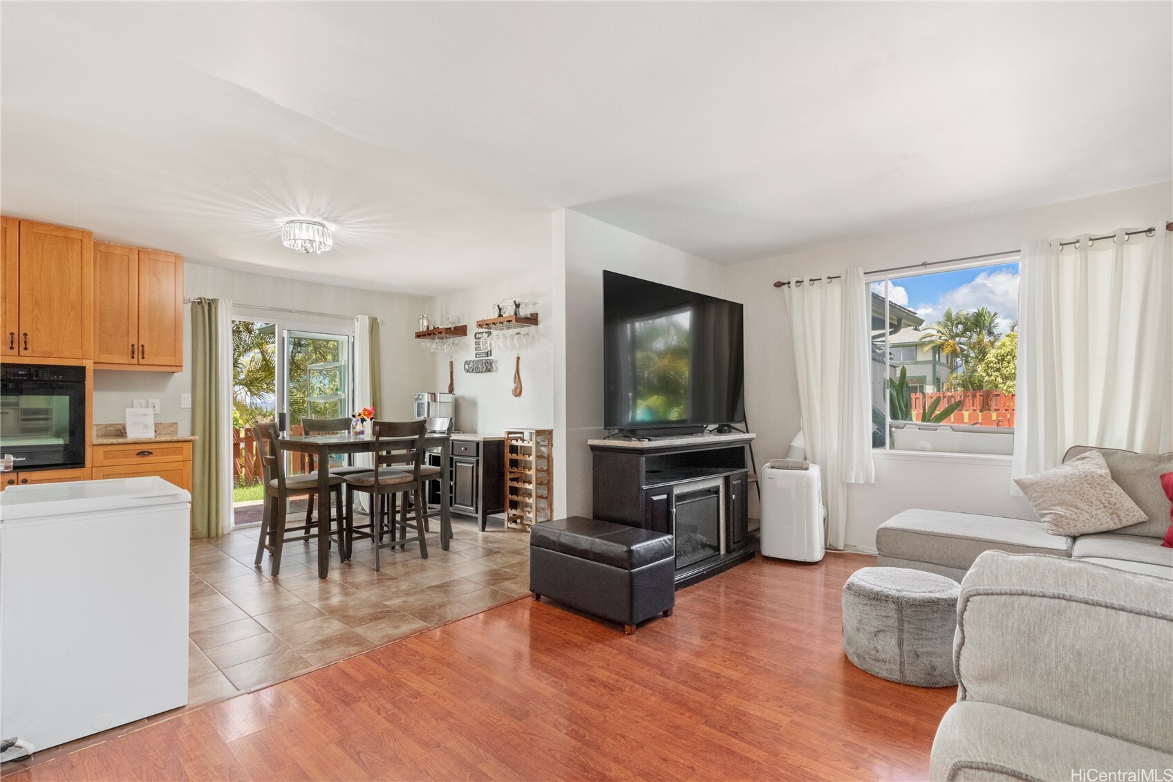 Property Photo: 95-1031 Kuauli Street 87 HI 96789
