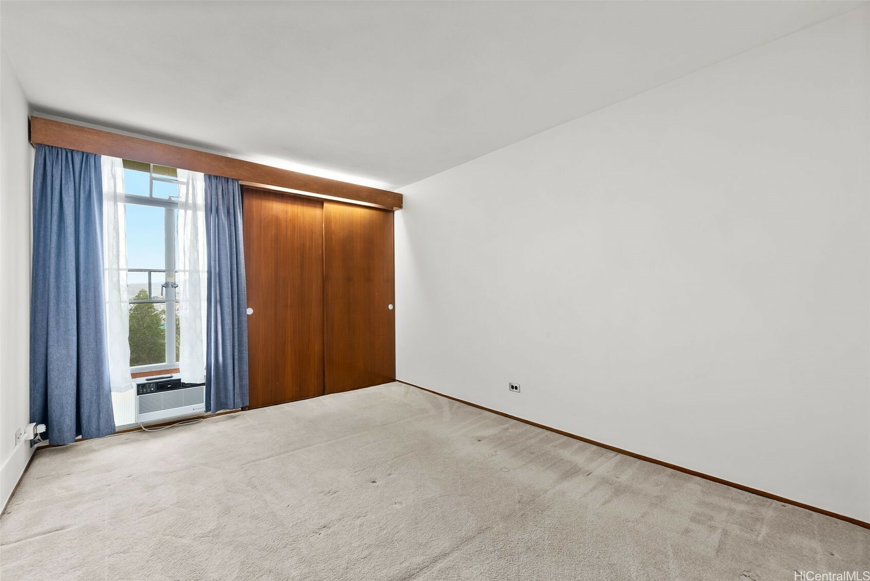 Property Photo: 1519 Nuuanu Avenue 1044 HI 96817