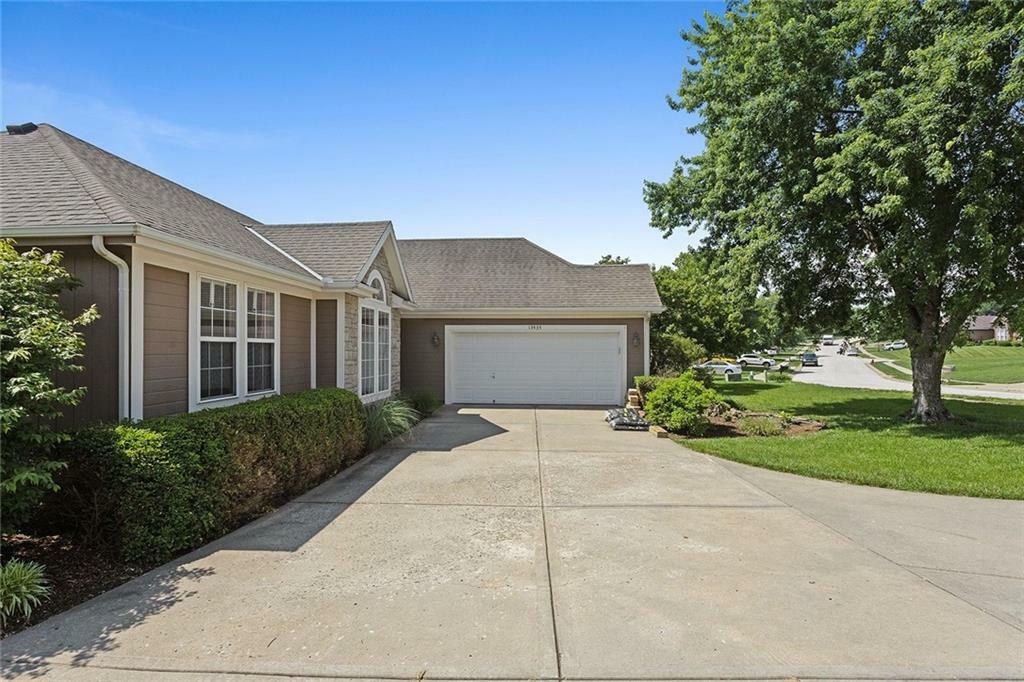 Property Photo:  13435 Sycamore Drive  MO 64079 
