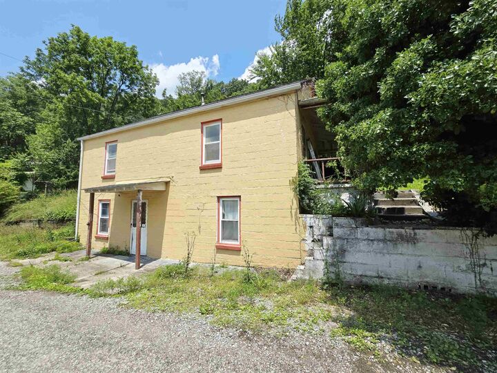 Property Photo: 27 Short Street WV 25306