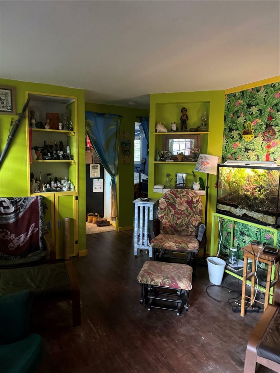 Property Photo:  5011 Elfrida Avenue  FL 34235 