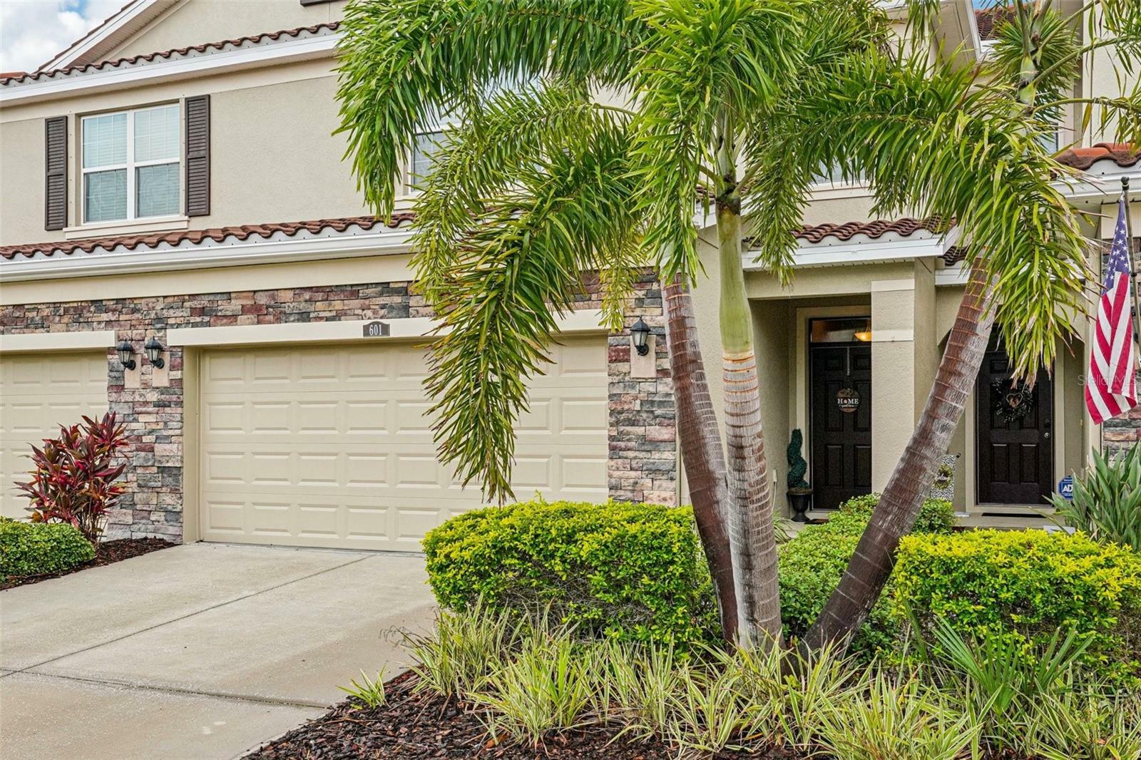Property Photo: 601 52nd Ter N FL 33703