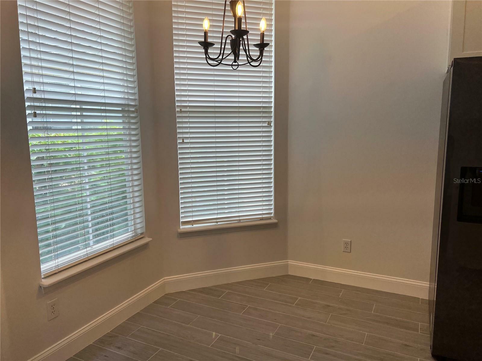 Property Photo:  1009 Jeater Bend Drive  FL 34747 