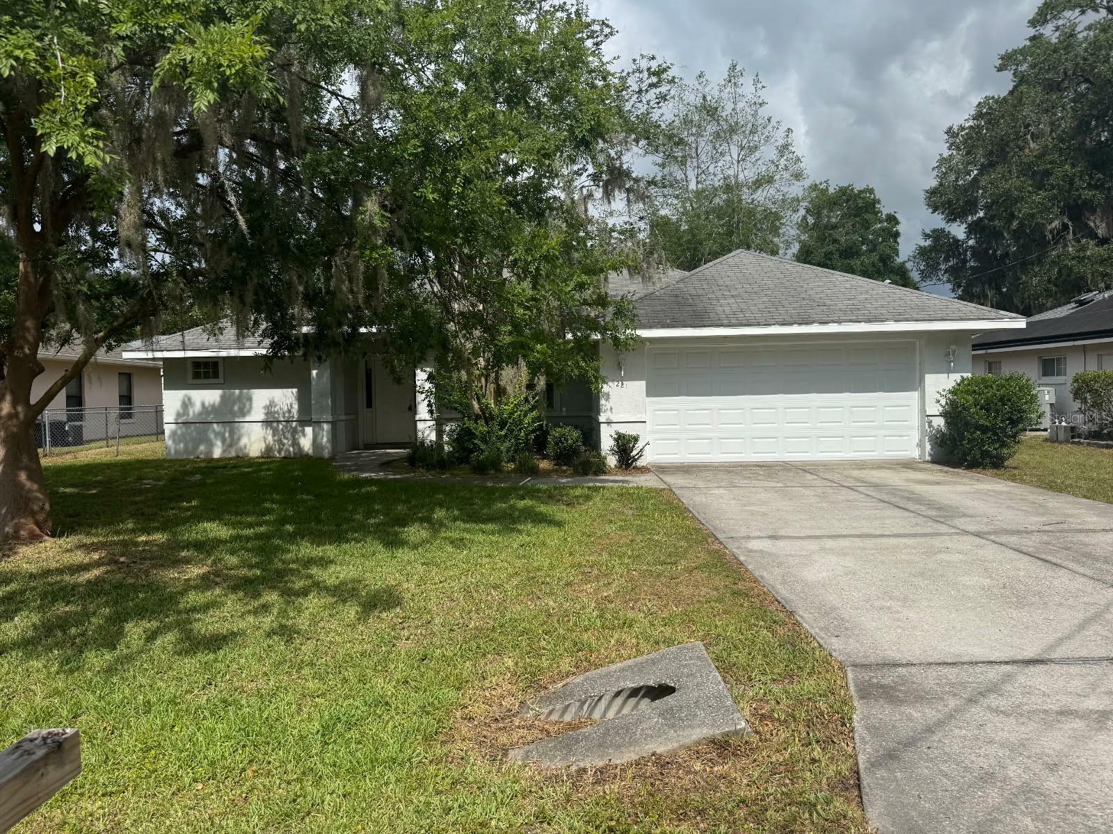 Property Photo:  4221 NE 32nd Circle  FL 34479 