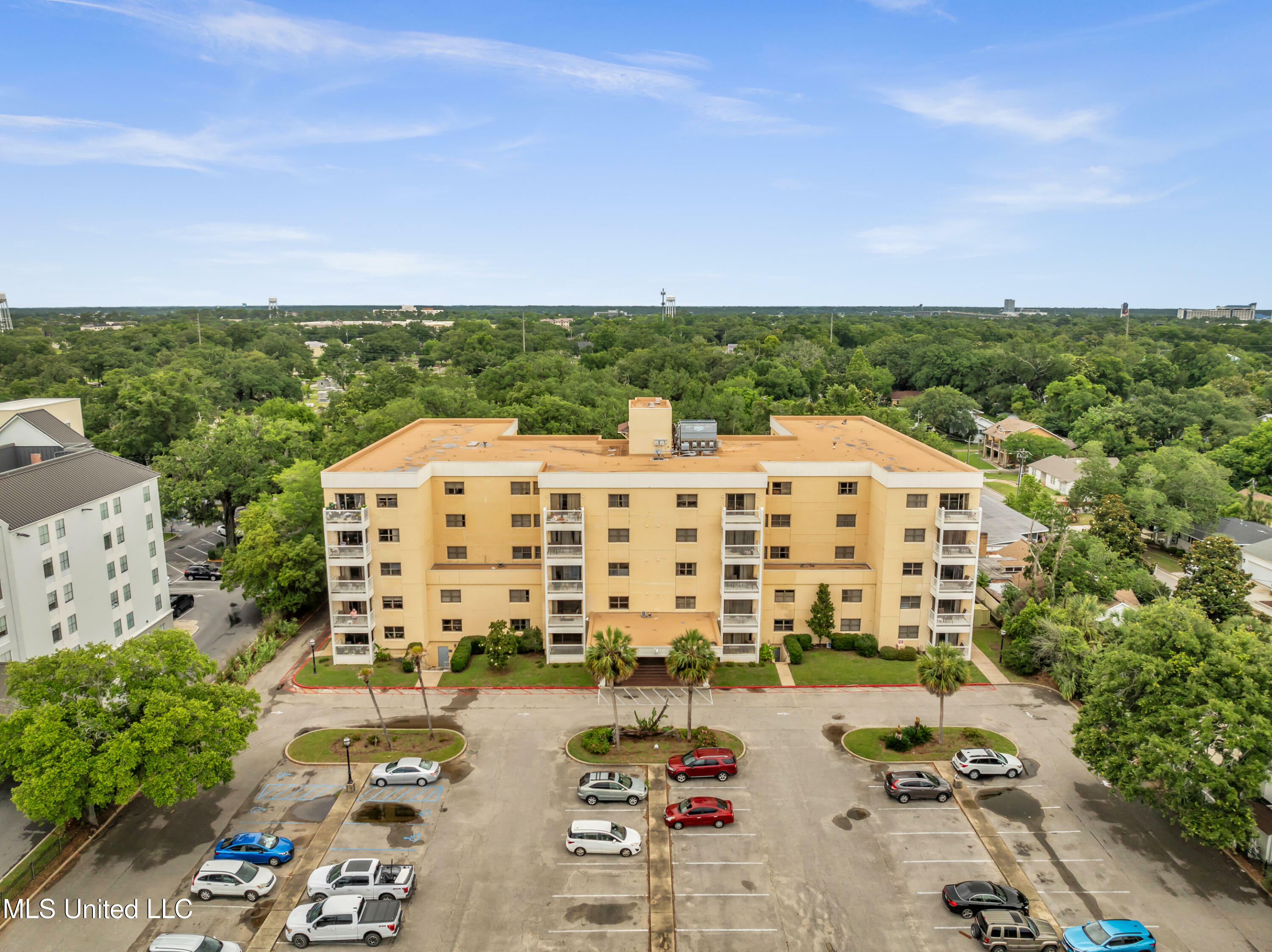Property Photo: 1130 Beach Boulevard MS 39530