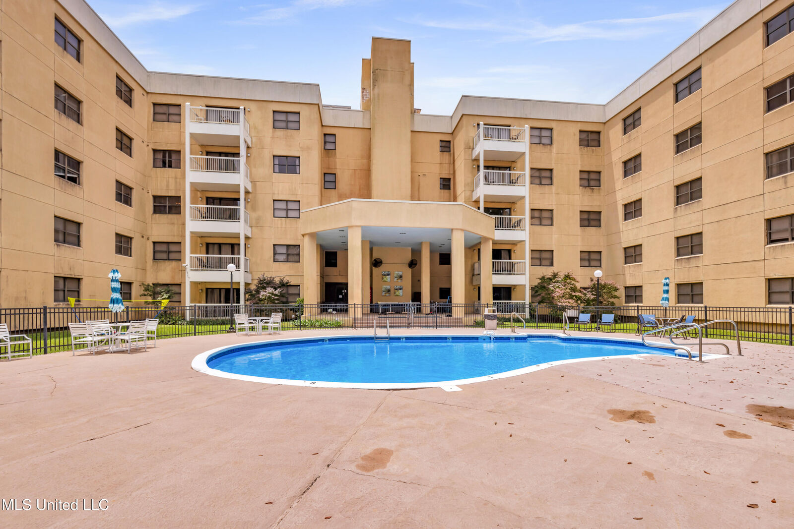 Property Photo:  1130 Beach Boulevard  MS 39530 