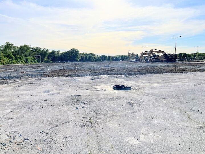Property Photo:  1500 W Lincoln Highway  IL 60451 