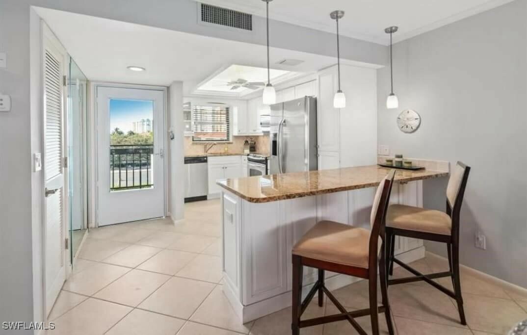 Property Photo: 271 Southbay Drive 152 FL 34108