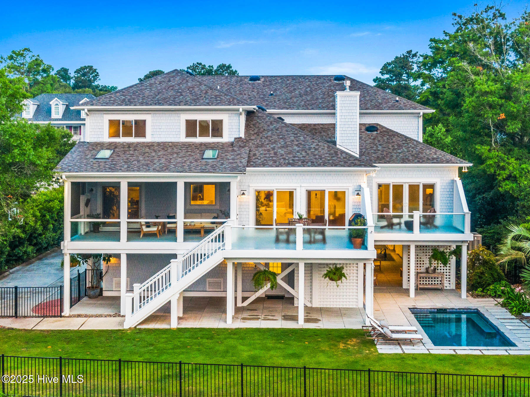 Property Photo: 5613 Marsh Bay Drive NC 28409
