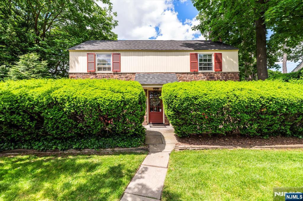 685 Sunset Road  Teaneck NJ 07666 photo