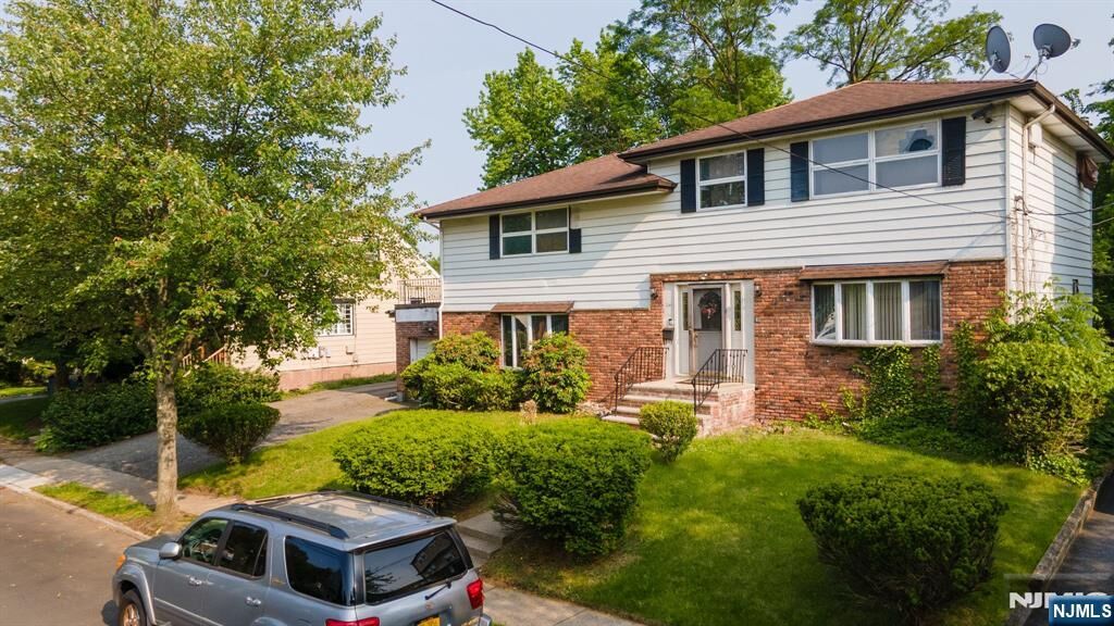 Property Photo:  74 Intervale Road  NJ 07666 