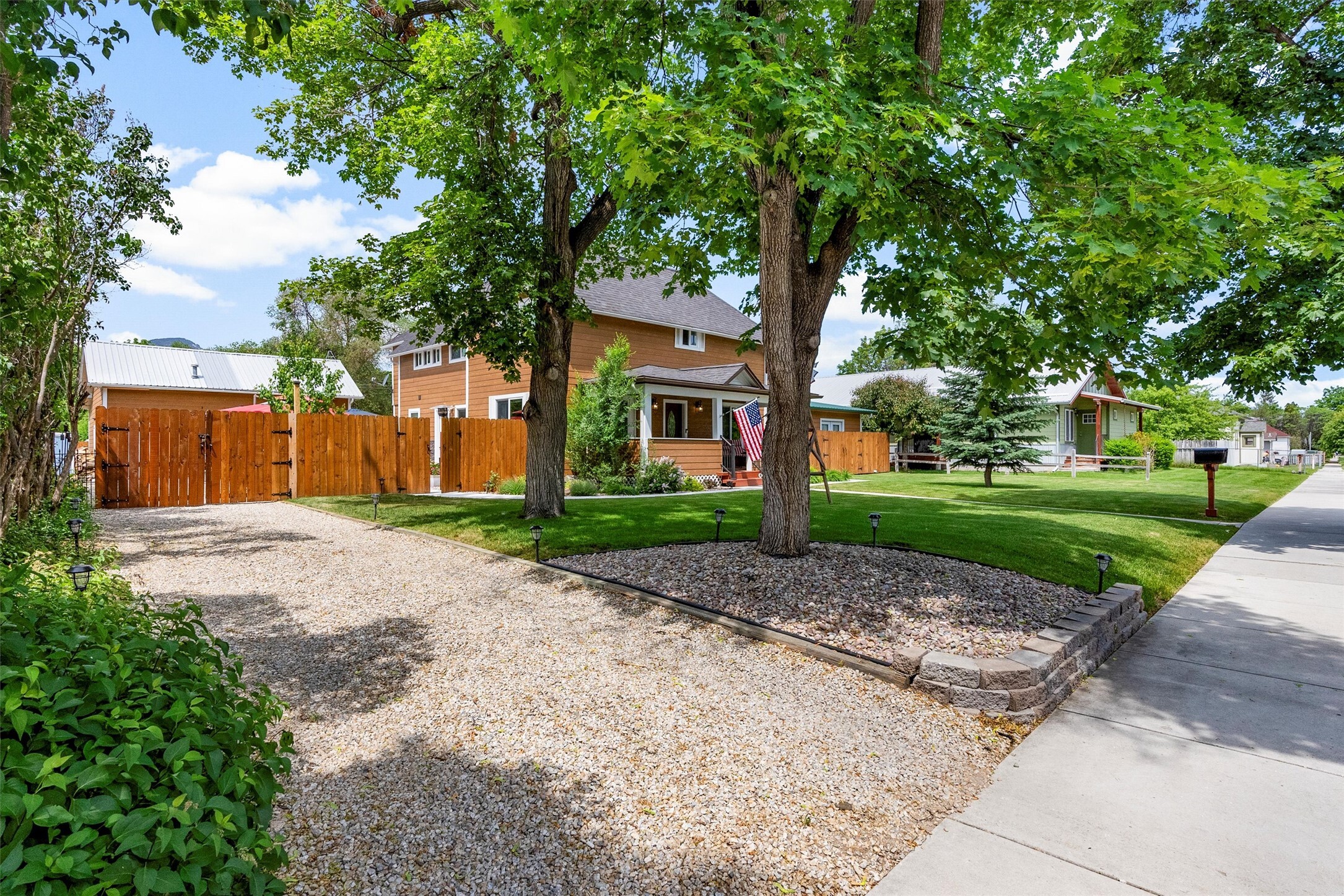 Property Photo: 505 N 4th Street MT 59840