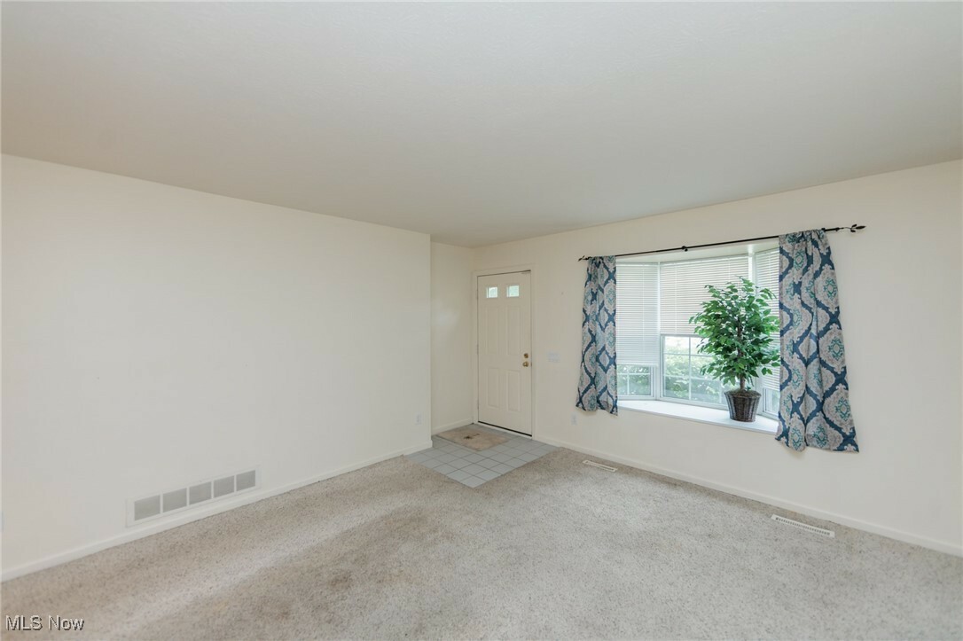 Property Photo:  2592 Burridge Circle  OH 44087 