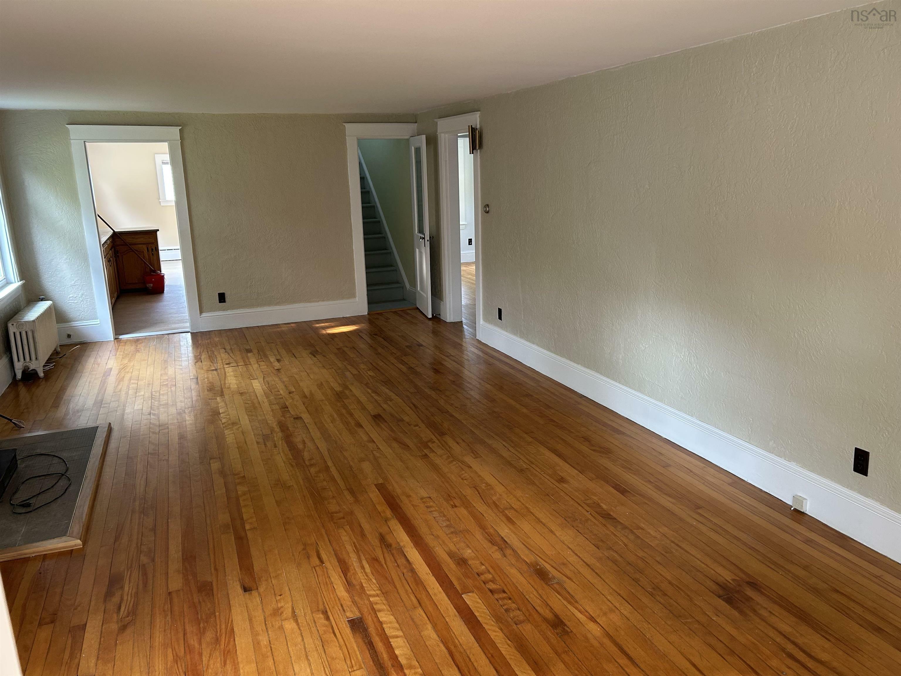 Photo de la propriété:  25 Cumberland Street  NS B5A 1C9 
