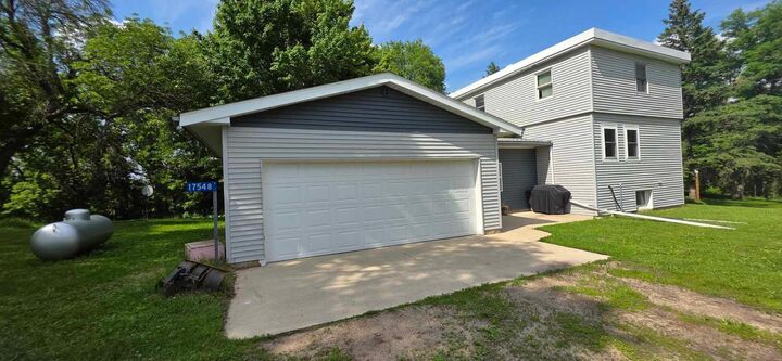 Property Photo:  17548 749th Avenue  MN 56007 