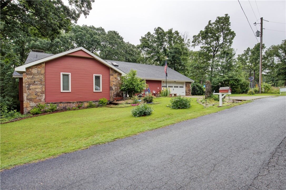 Property Photo: 4 Branchwood Lane AR 72715