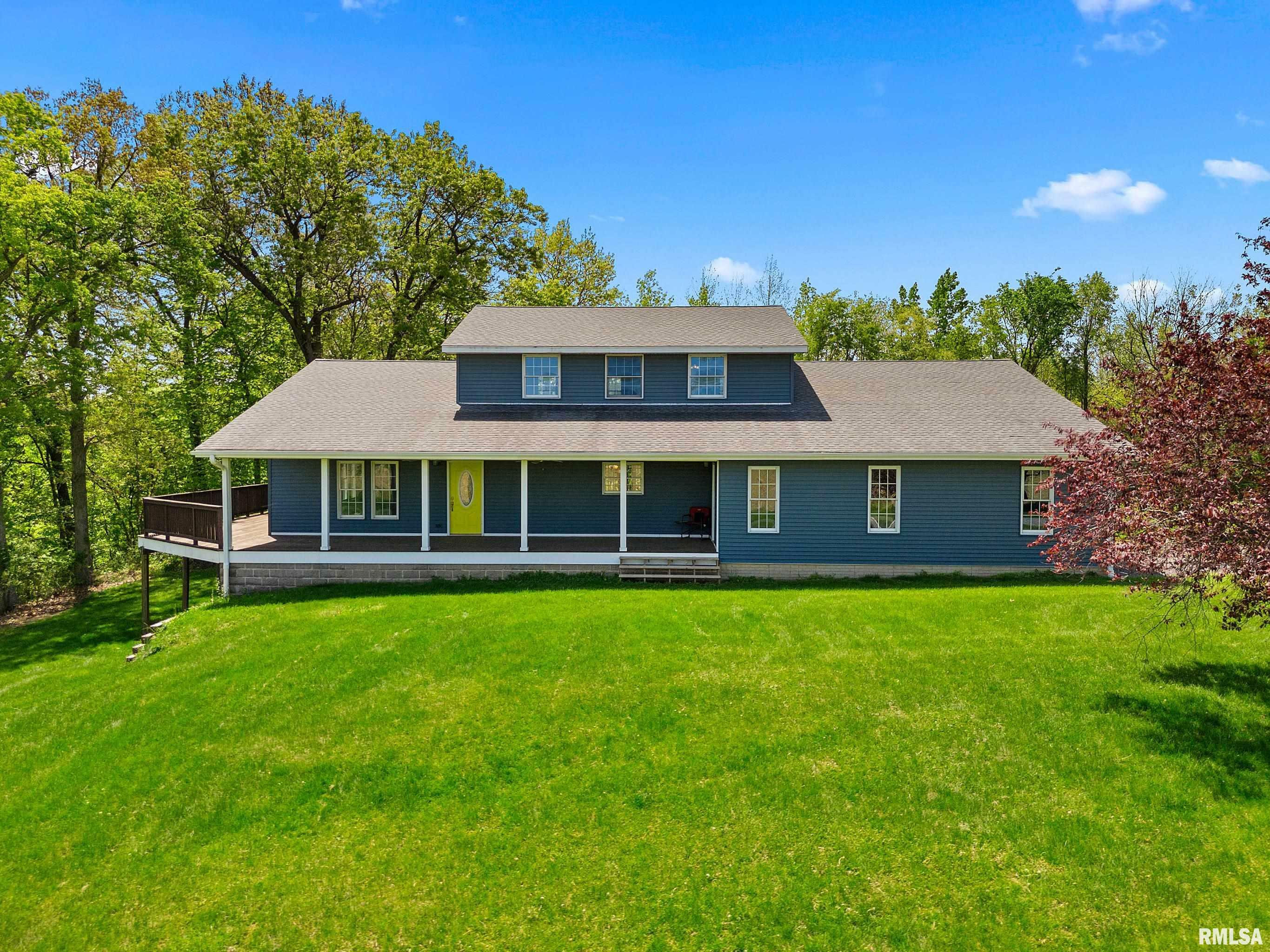 Property Photo: 24085 Farmdale Road IL 61571