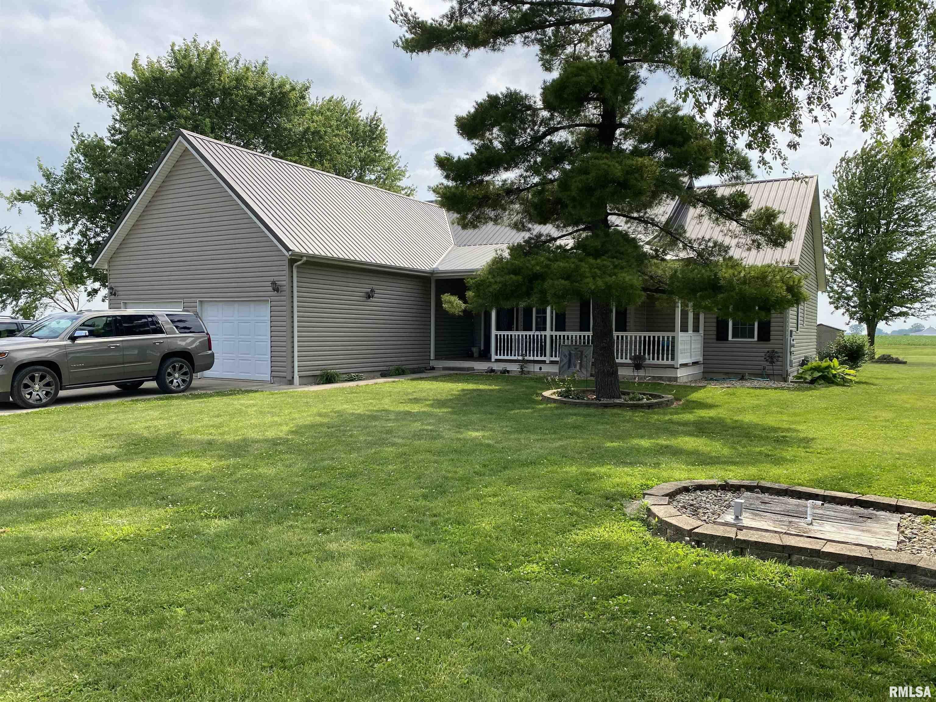 Property Photo: 21412 N Il Hwy 97 Highway IL 61427