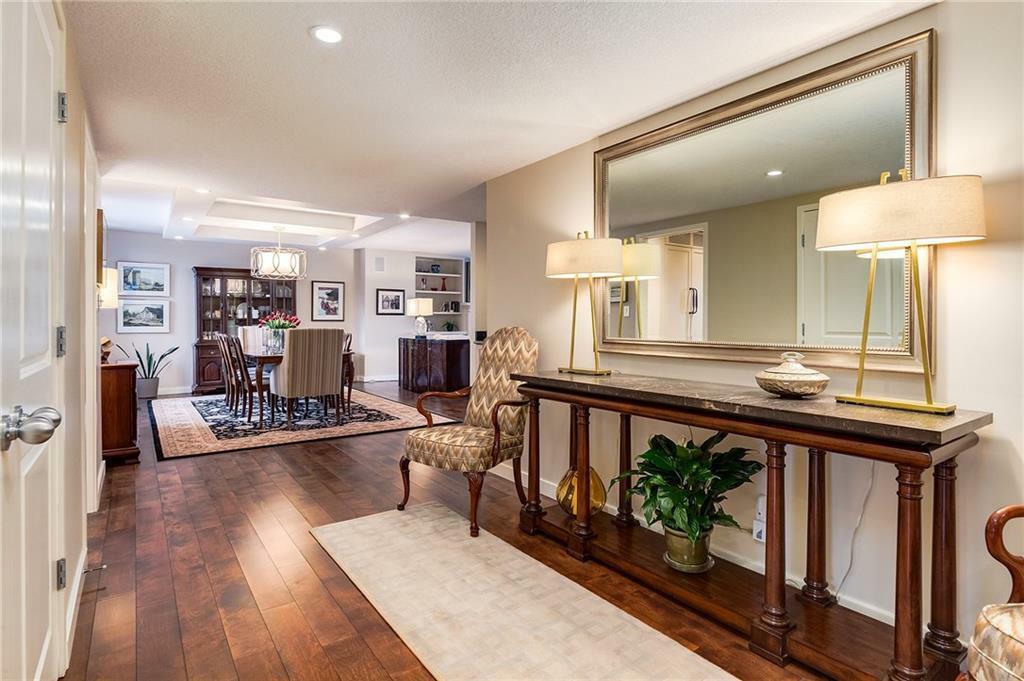 Property Photo: 500 Eau Claire Avenue SW 400F AB T2P 3R8