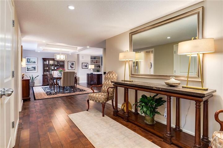 Property Photo: 500 Eau Claire Avenue SW 400F AB T2P 3R8