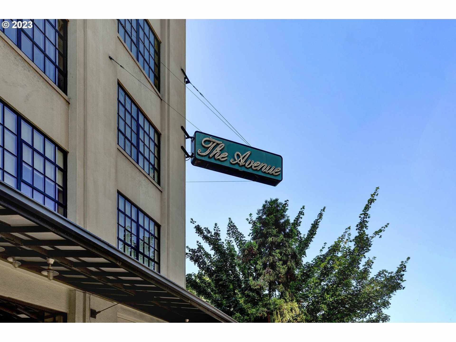 Property Photo: 1400 NW Irving St 618 OR 97209