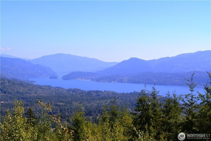 Property Photo:  20  Academy Highlands  WA 98226 