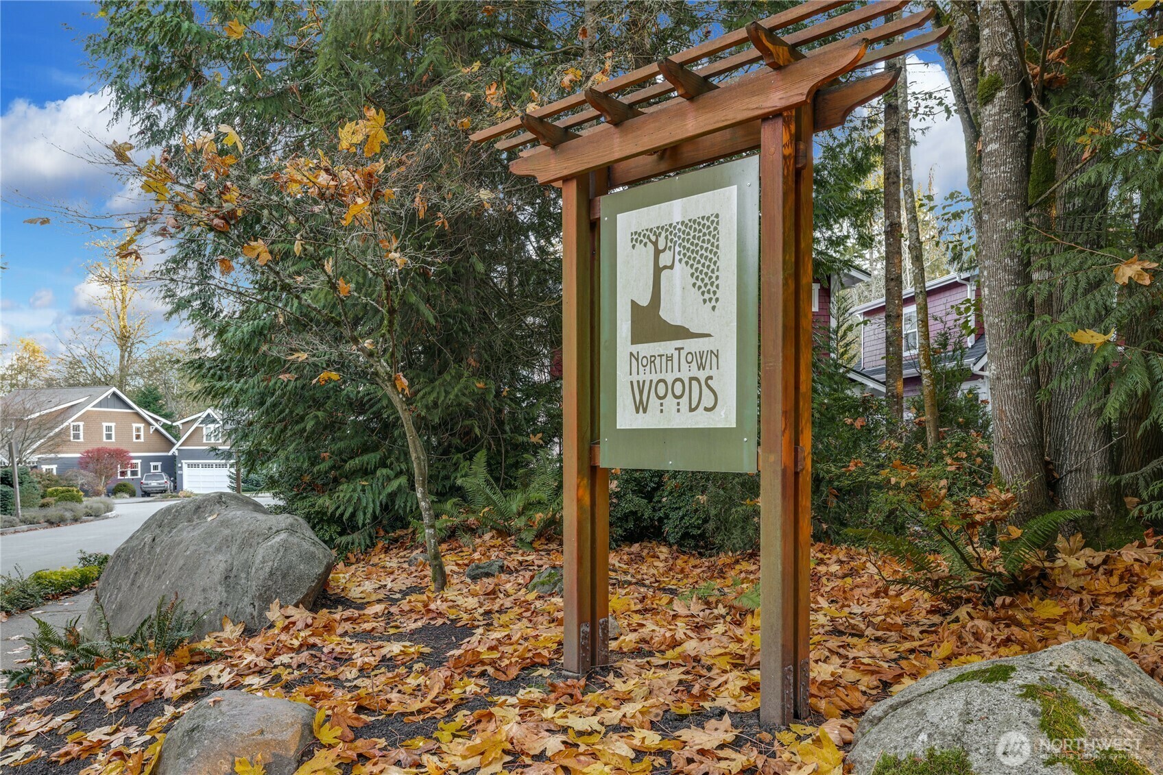 Property Photo: 9385 NE North Town Loop WA 98110