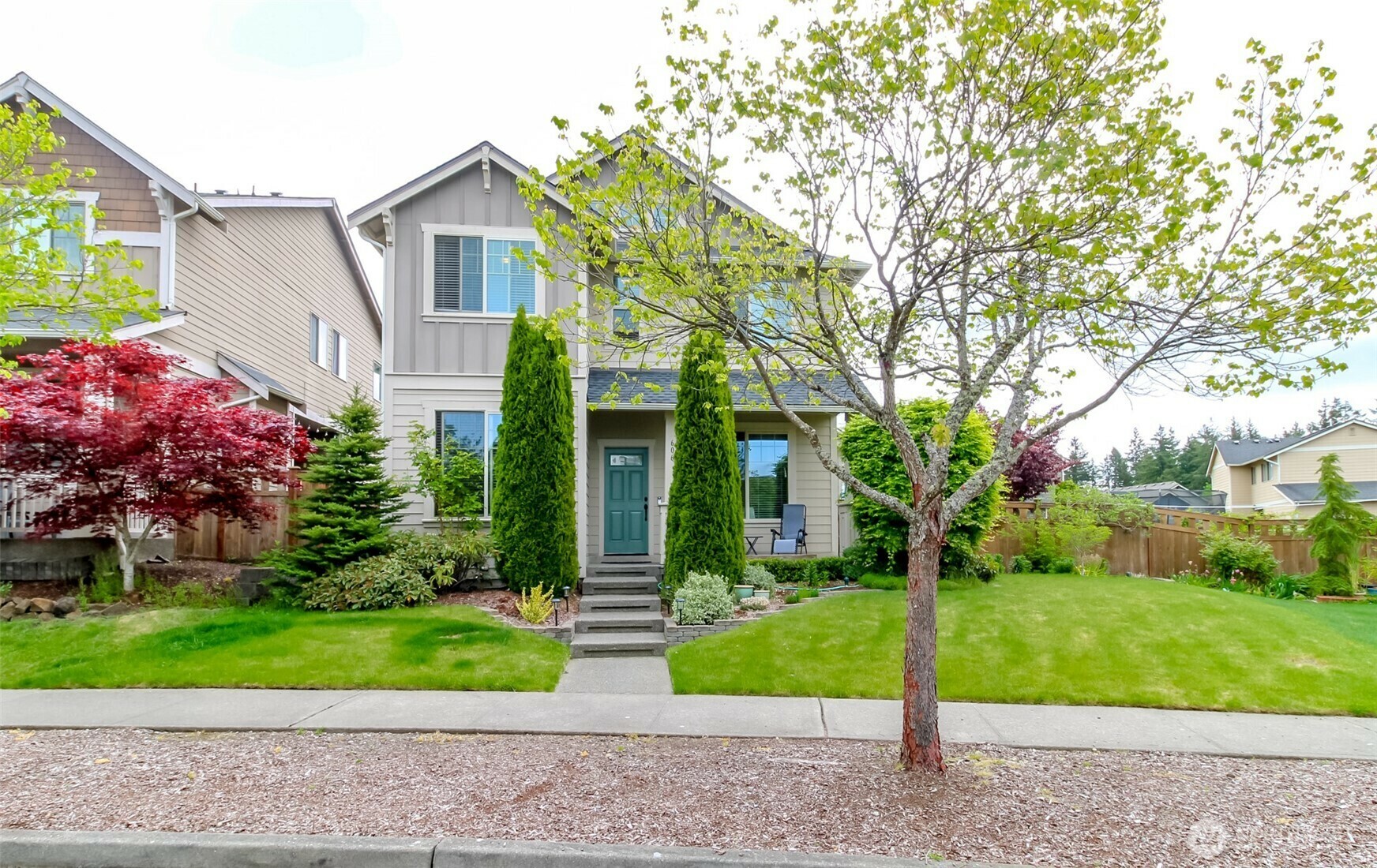 Property Photo: 606 Sandalwood Dr SW WA 98502