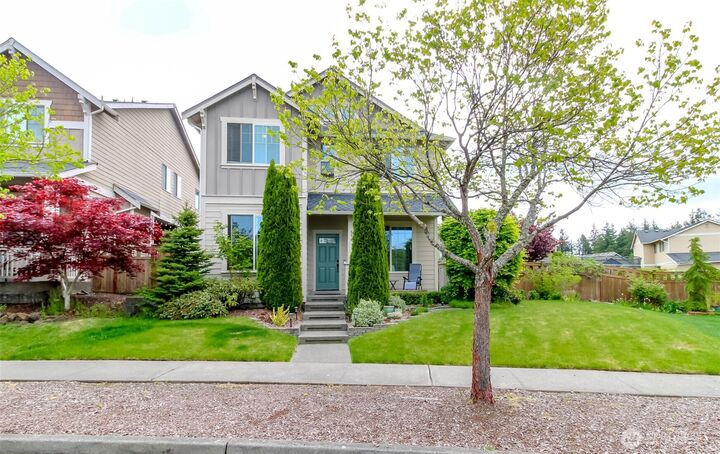 Property Photo: 606 Sandalwood Dr SW WA 98502