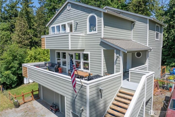 Property Photo:  945  Rowe Road  WA 98282 